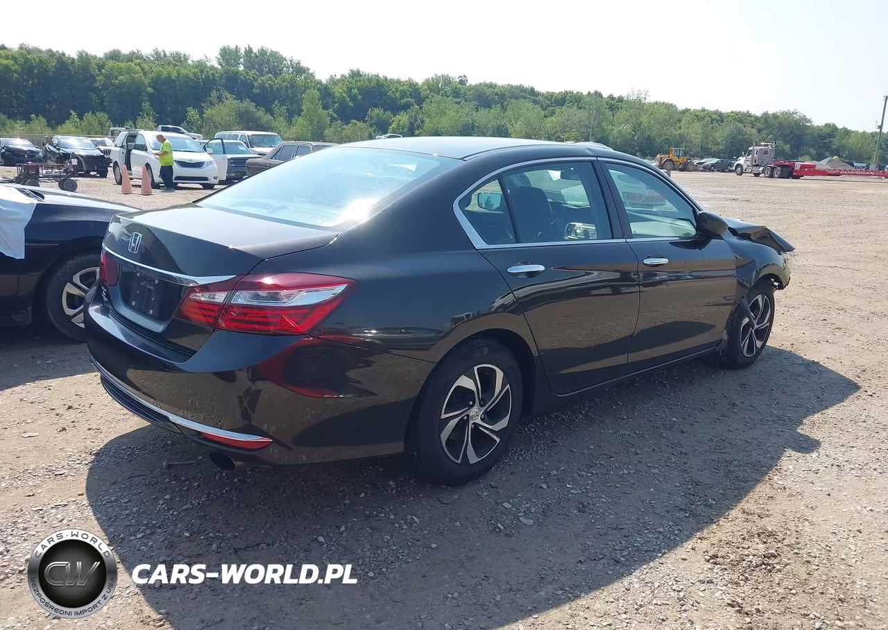2017 Honda Accord Lx VIN:1HGCR2F36HA062381 - 4