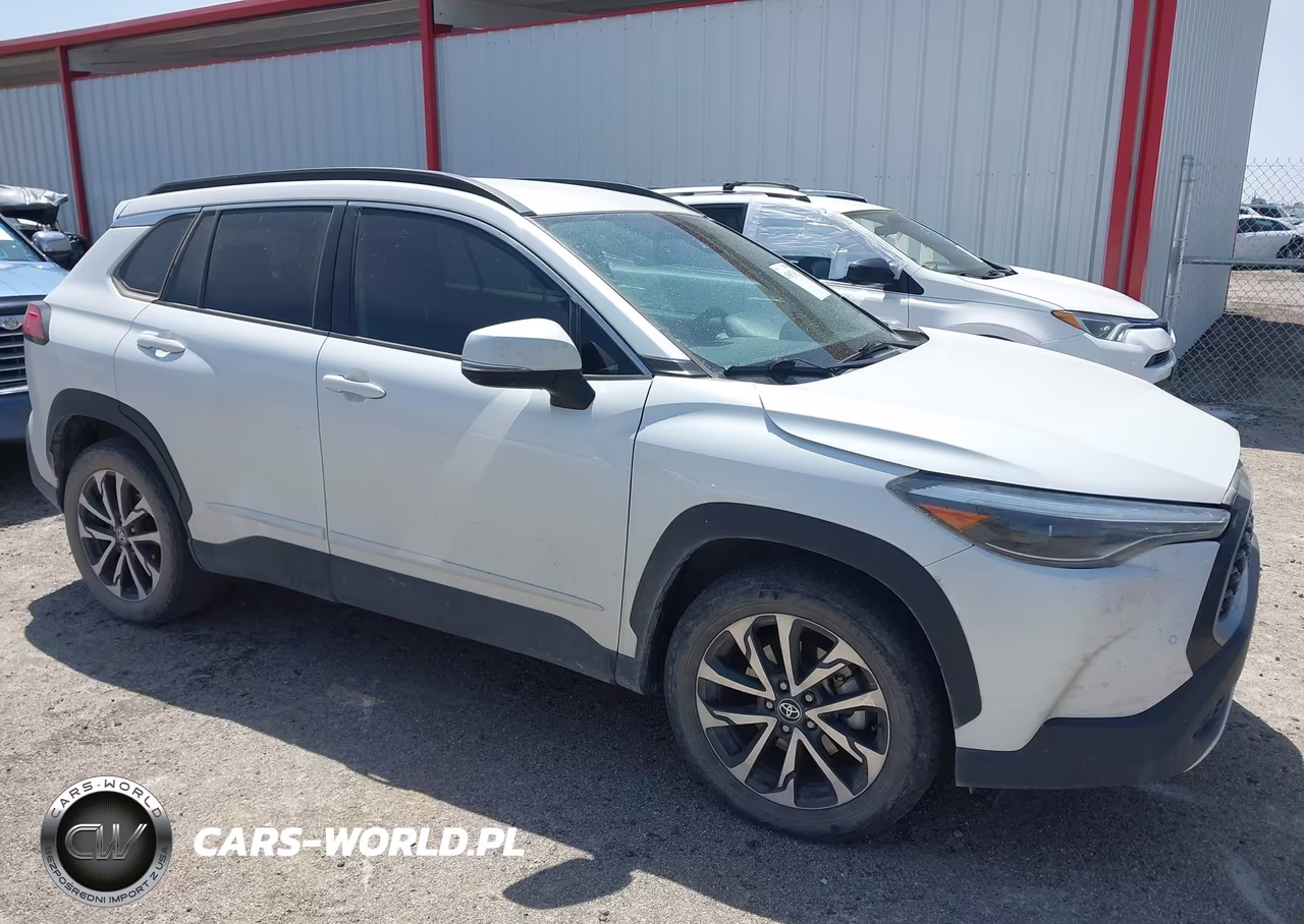 2022 Toyota Corolla Cross Xle VIN:7MUEAAAG8NV022472 - 1