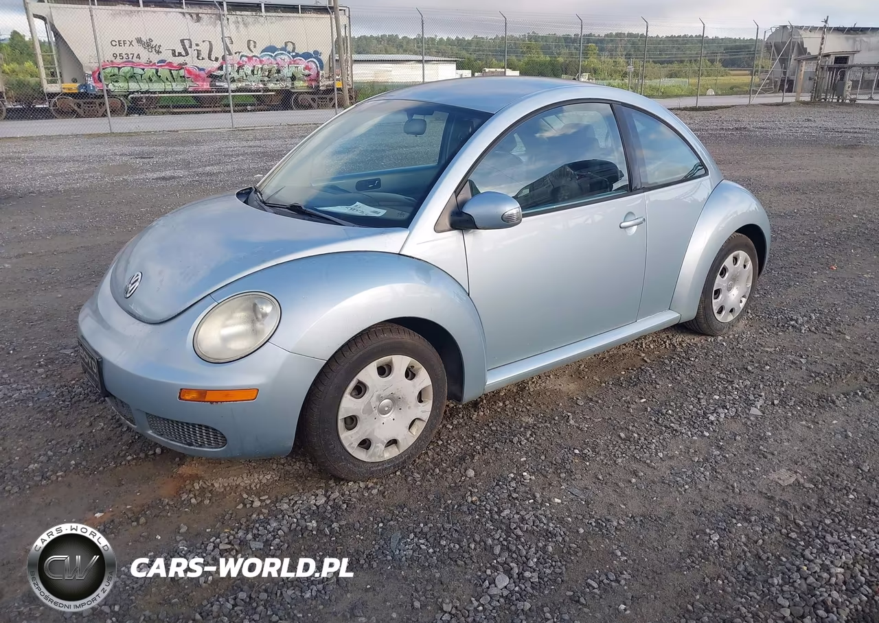 2010 Volkswagen New Beetle 2.5L VIN:3VWPG3AGXAM017441 - 2