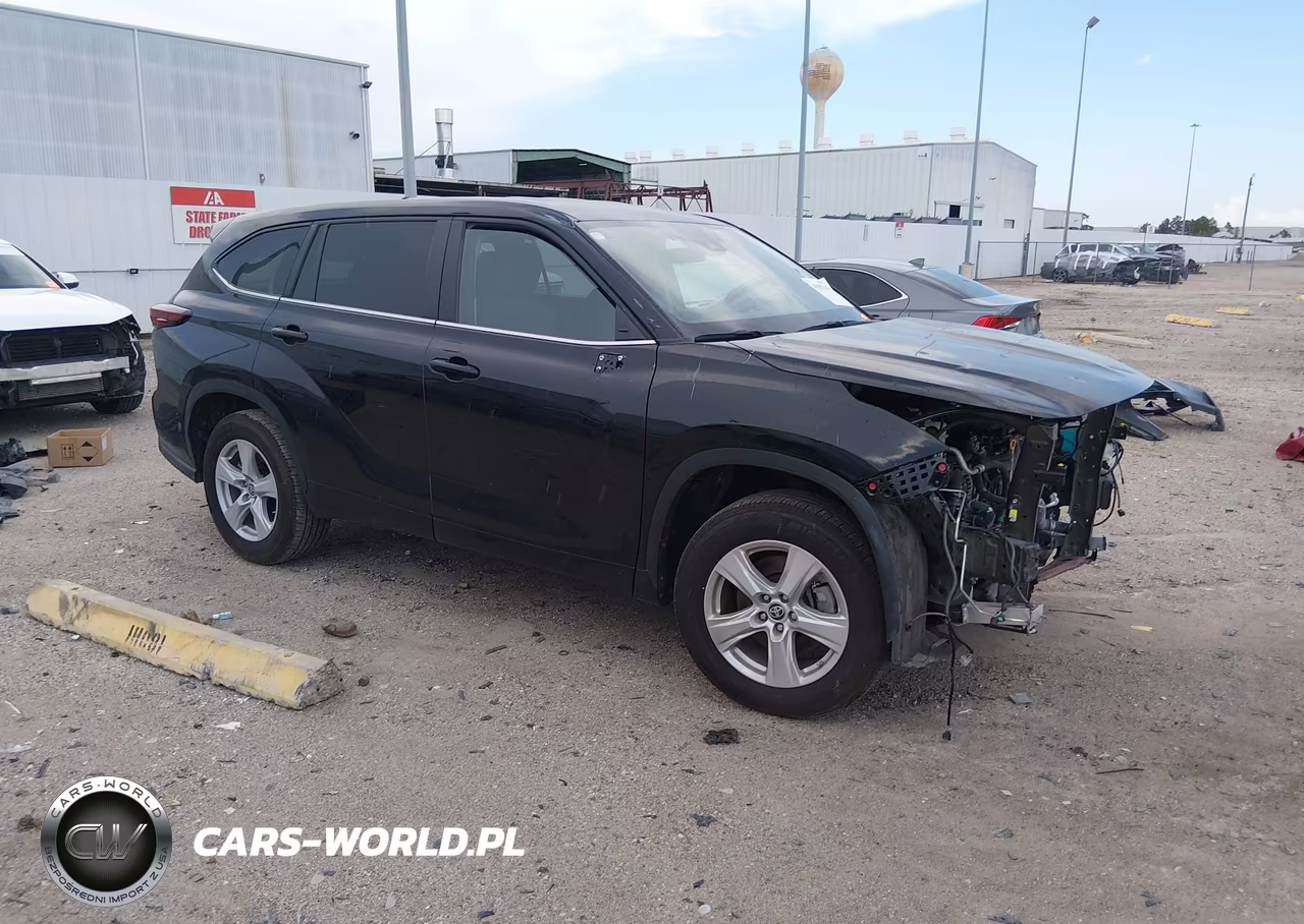 2025 Toyota Highlander Le