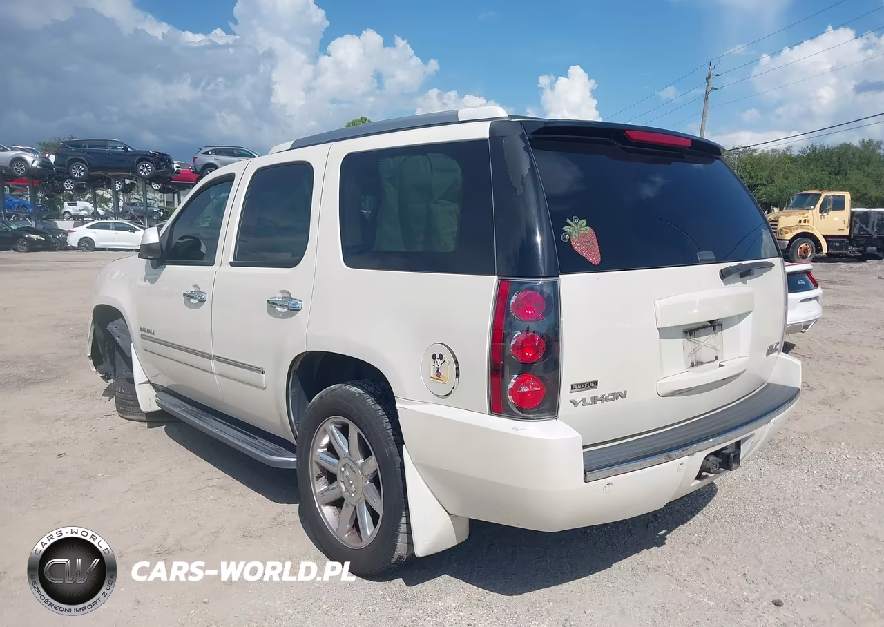 2011 GMC Yukon Denali VIN:1GKS1EEF5BR369312 - 3