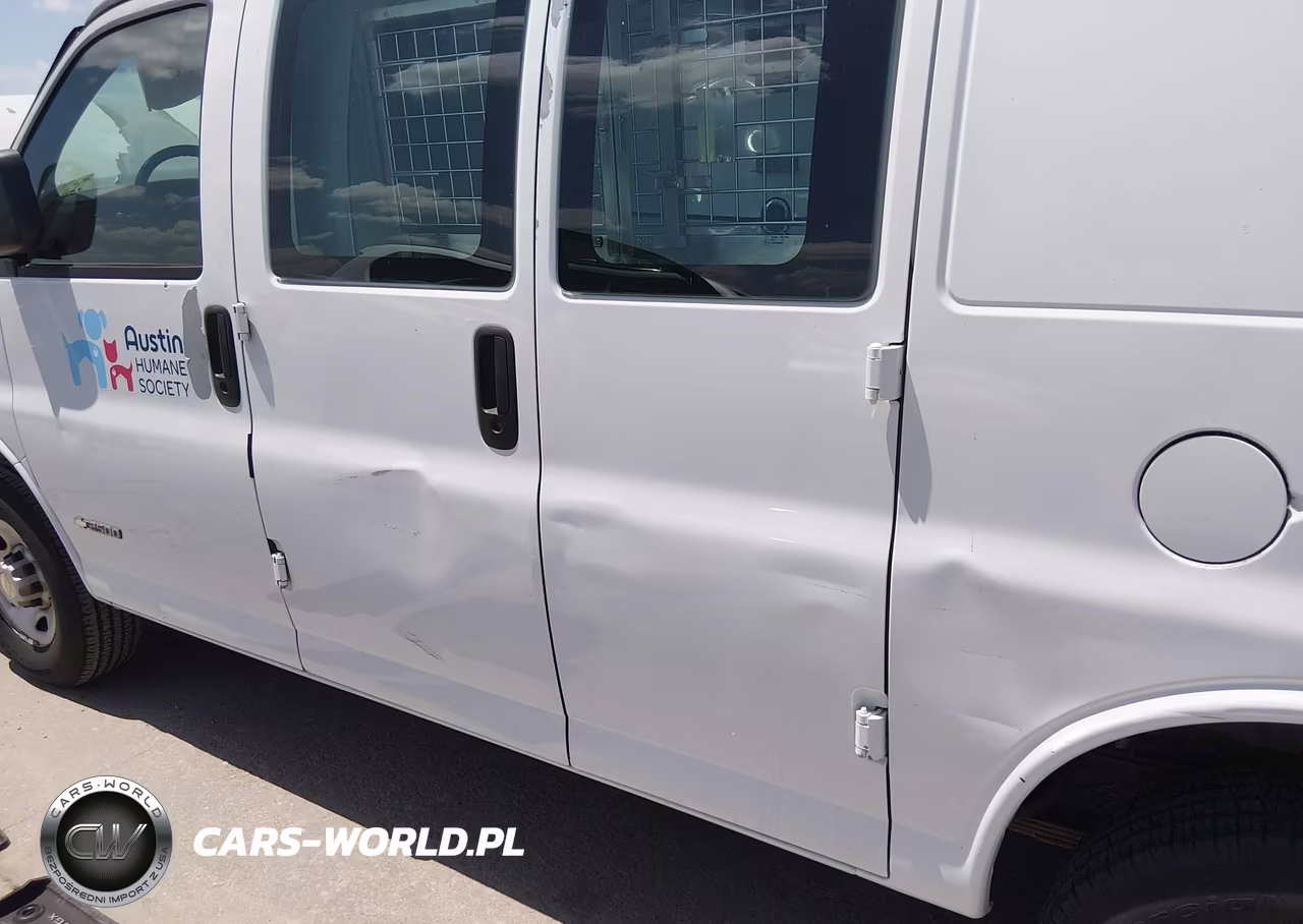 2005 Chevrolet Express VIN:1GCGG25V851147744 - 6