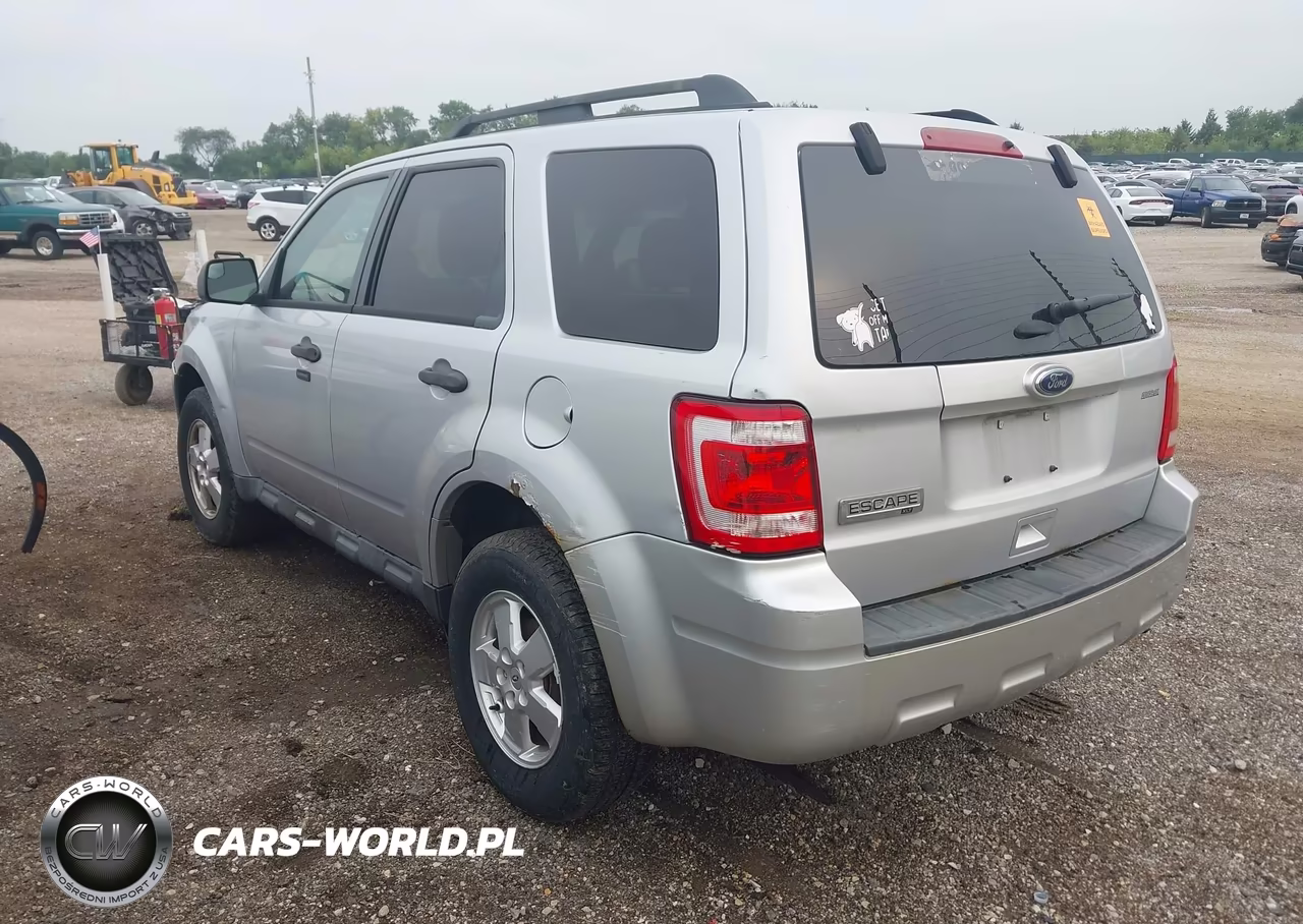 2012 Ford Escape Xlt VIN:1FMCU9D76CKB93823 - 3