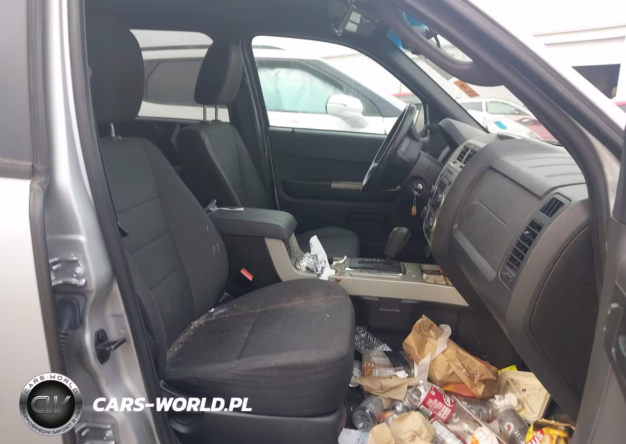 2012 Ford Escape Xlt VIN:1FMCU9D76CKB93823 - 5