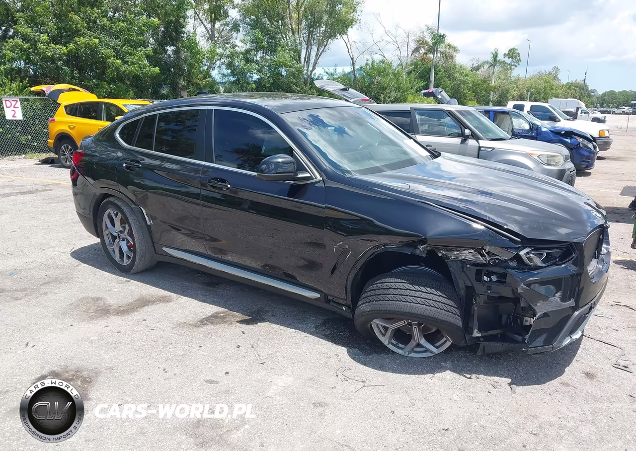 2024 BMW X4 xDrive30I