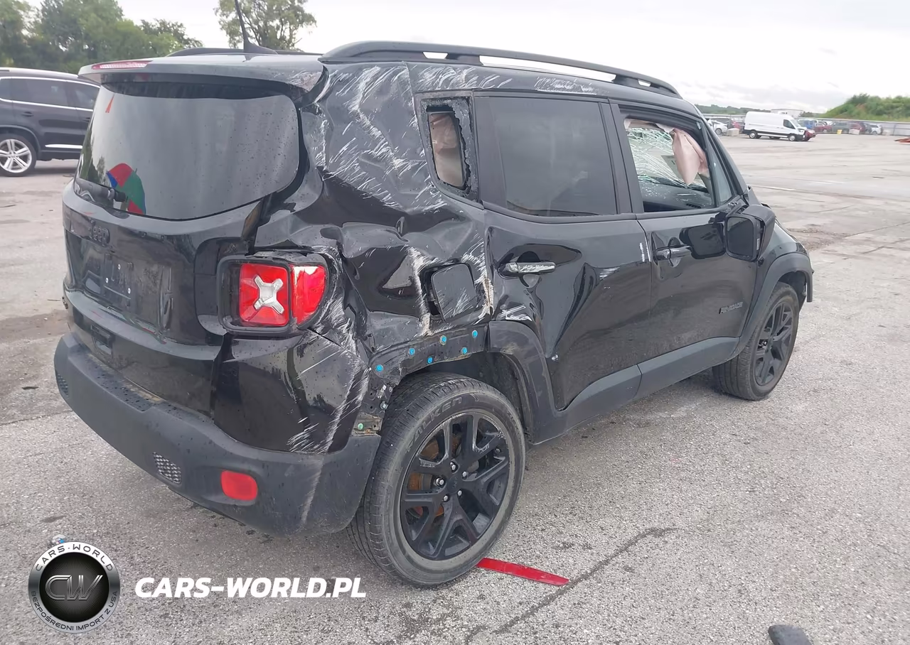 2018 Jeep Renegade Altitude 4X4 VIN:ZACCJBBB3JPJ08805 - 4