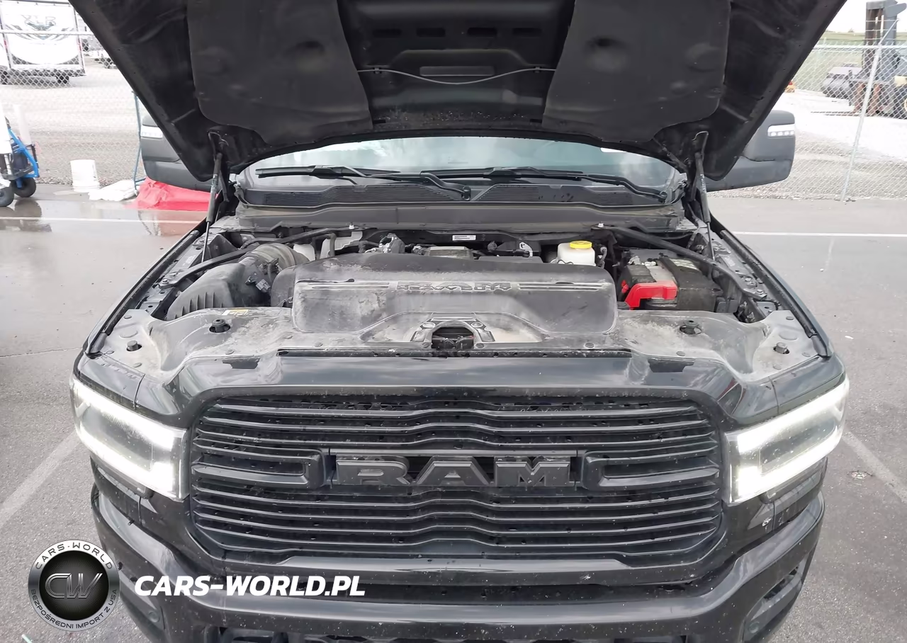 2024 Ram 2500 Laramie Crew Cab 4X4 6'4 Box VIN:3C6UR5NL1RG326932 - 10