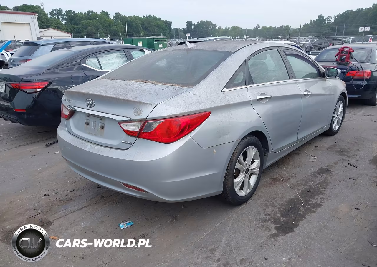 2011 Hyundai Sonata Limited VIN:5NPEC4AC0BH076661 - 4