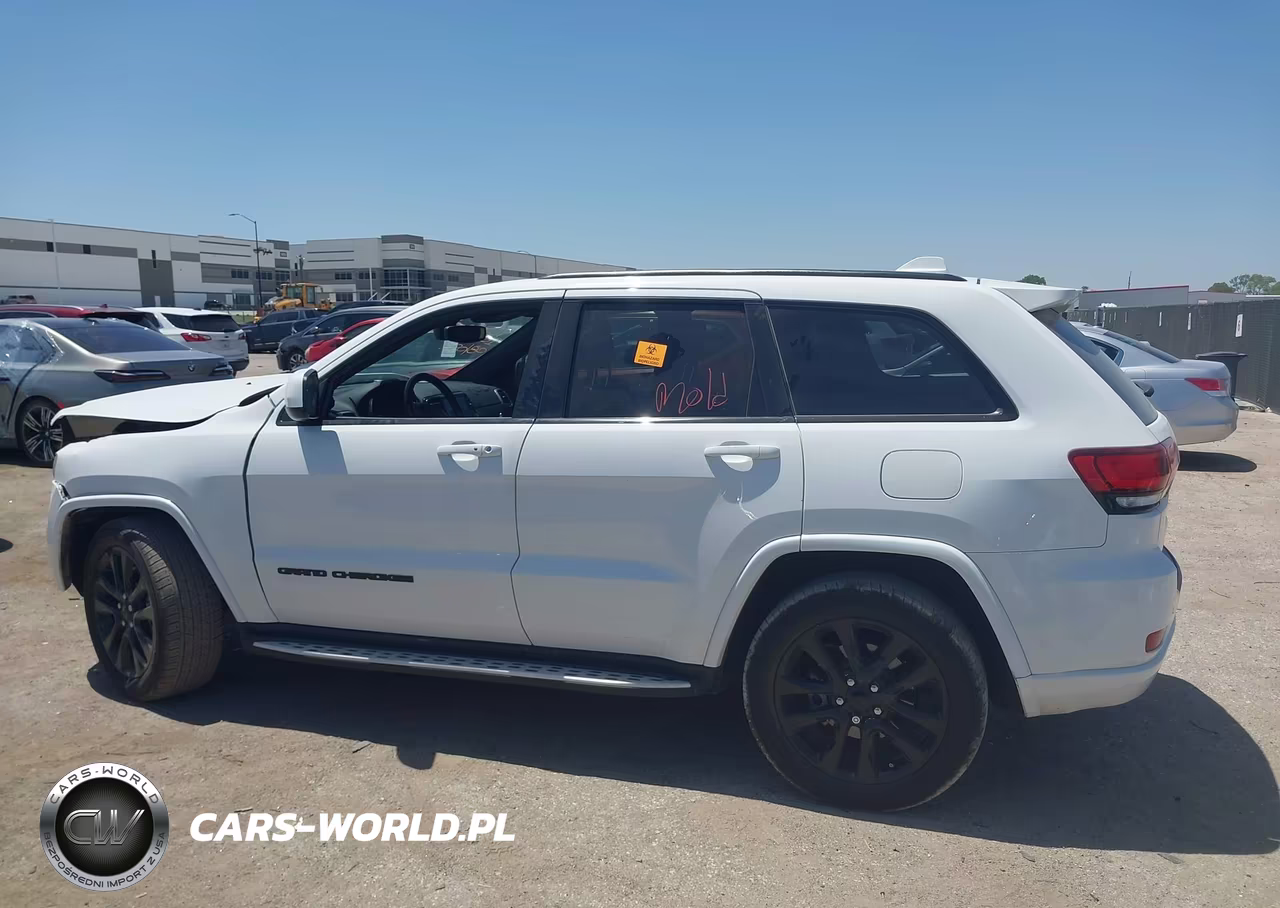 2020 Jeep Grand Cherokee Altitude 4X2 VIN:1C4RJEAG7LC106235 - 14