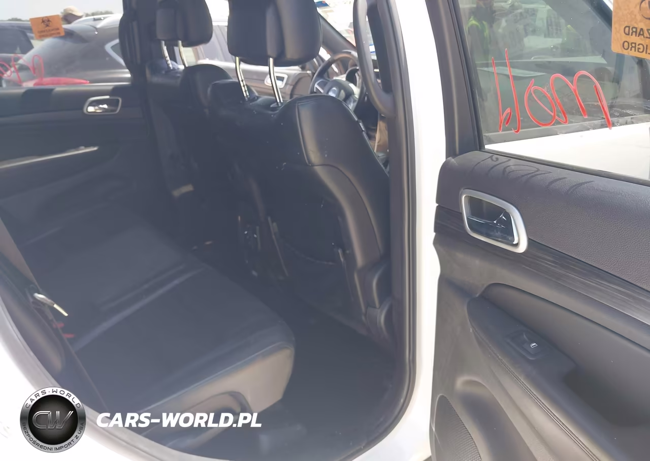 2020 Jeep Grand Cherokee Altitude 4X2 VIN:1C4RJEAG7LC106235 - 8