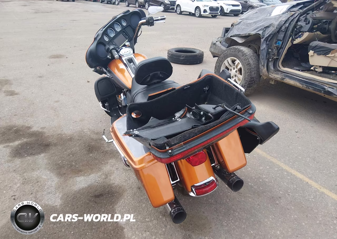2015 Harley-Davidson Flhtcul Ultra Classic Low VIN:1HD1KDM11FB600868 - 3