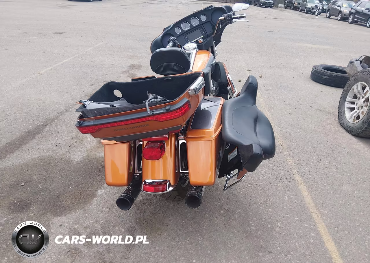 2015 Harley-Davidson Flhtcul Ultra Classic Low VIN:1HD1KDM11FB600868 - 6