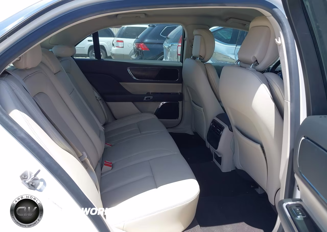 2018 Lincoln Continental Premiere VIN:1LN6L9PKXJ5616737 - 8