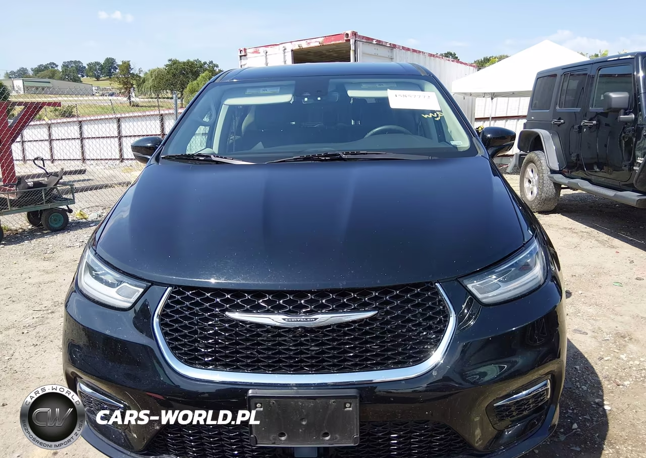 2024 Chrysler Pacifica Touring L VIN:2C4RC1BG1RR194104 - 12