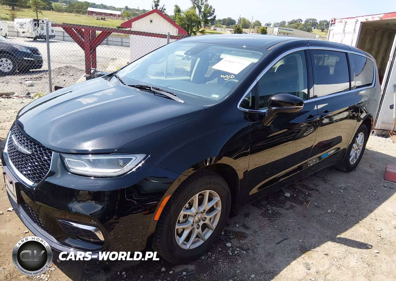 2024 Chrysler Pacifica Touring L VIN:2C4RC1BG1RR194104 - 2