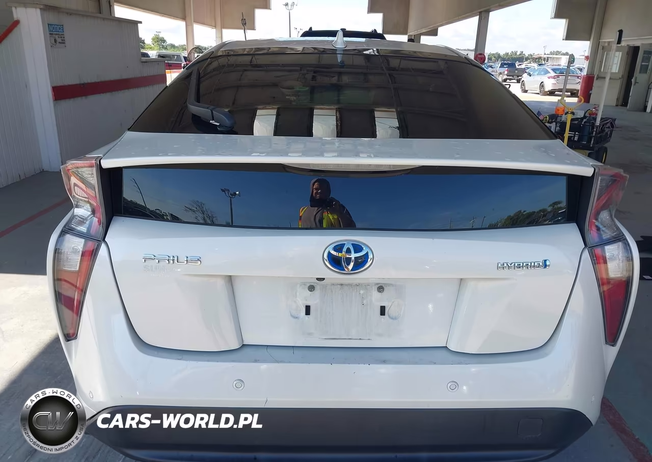 2017 Toyota Prius Four VIN:JTDKARFU6H3544758 - 16
