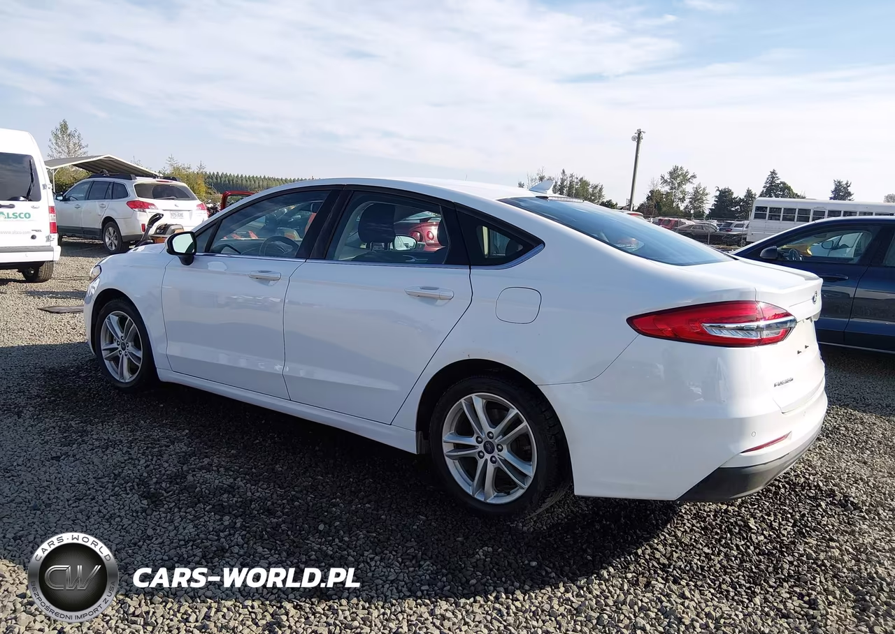 2019 Ford Fusion Se VIN:3FA6P0HD1KR284809 - 3