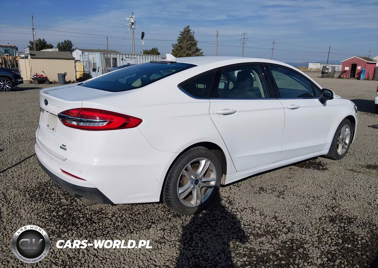 2019 Ford Fusion Se VIN:3FA6P0HD1KR284809 - 4