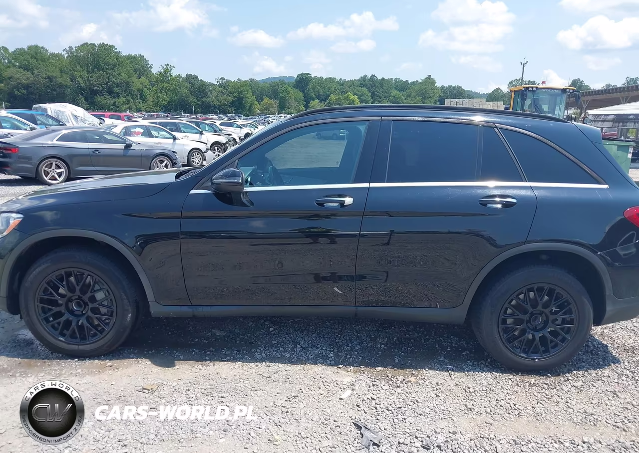 2017 Mercedes-Benz Glc 300 4Matic VIN:WDC0G4KB7HF149543 - 14
