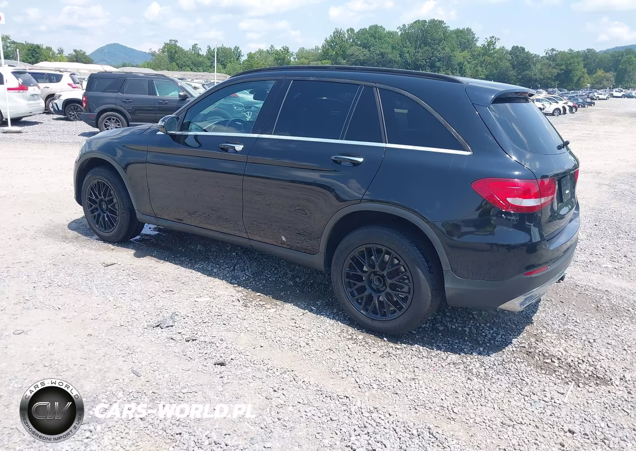 2017 Mercedes-Benz Glc 300 4Matic VIN:WDC0G4KB7HF149543 - 3