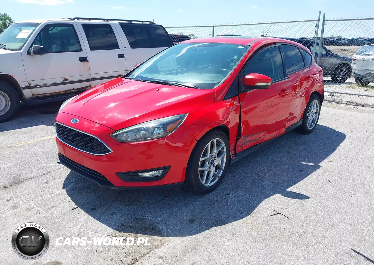 2015 Ford Focus Se VIN:1FADP3K29FL361284 - 2