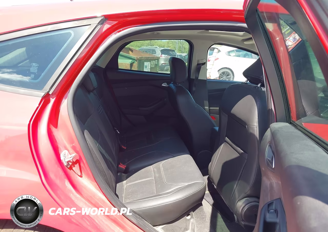 2015 Ford Focus Se VIN:1FADP3K29FL361284 - 8