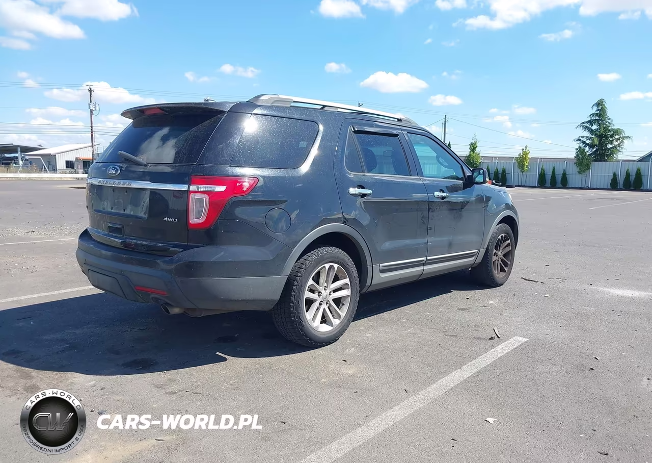 2011 Ford Explorer Xlt VIN:1FMHK8D83BGA88897 - 4