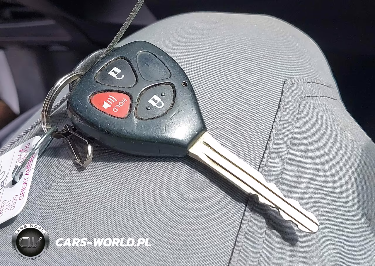 2009 Pontiac Vibe VIN:5Y2SP678X9Z476008 - 11
