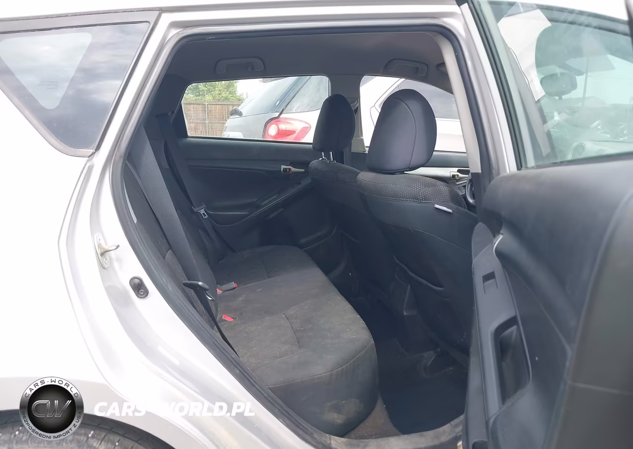 2009 Pontiac Vibe VIN:5Y2SP678X9Z476008 - 8