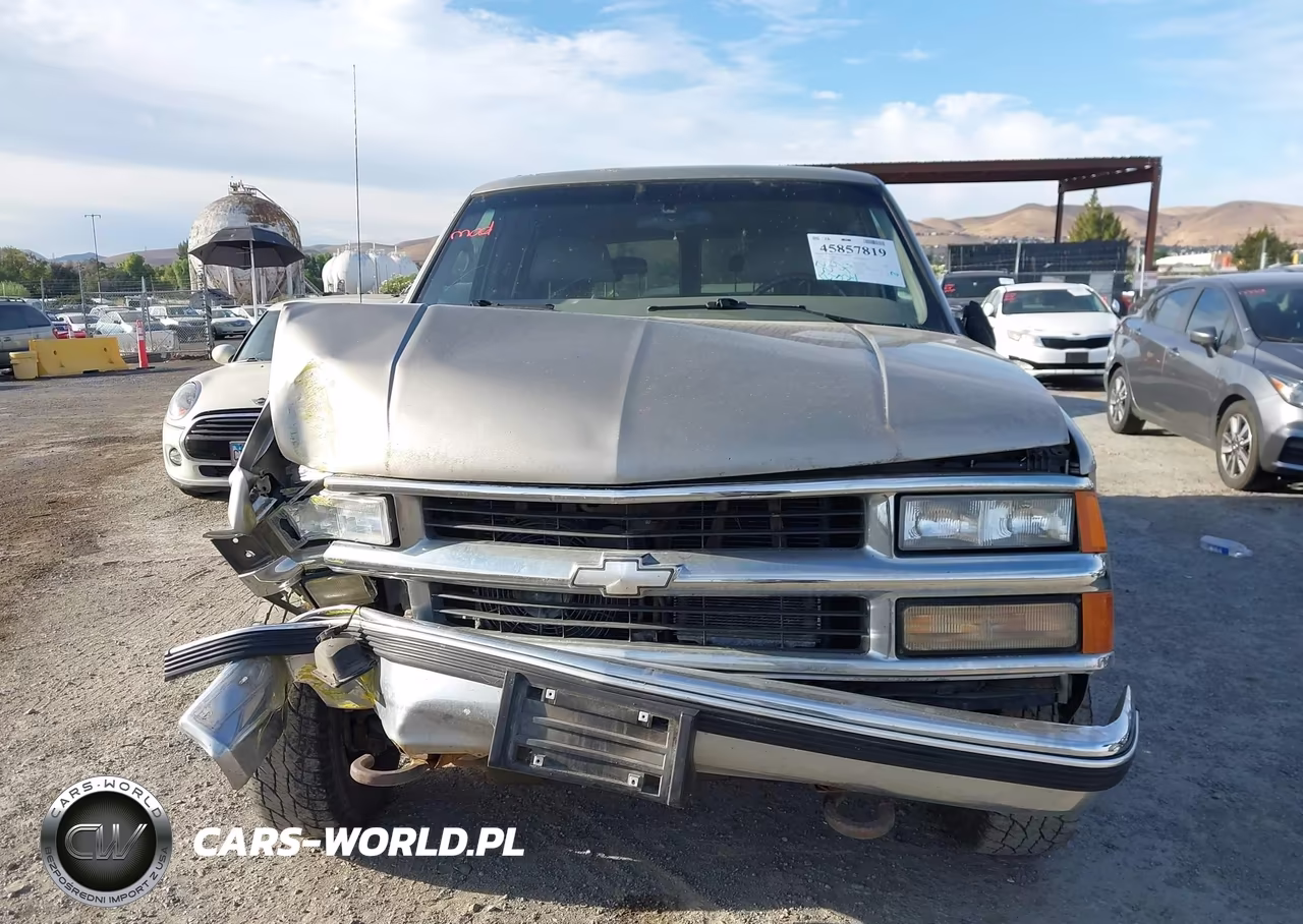 1999 Chevrolet Suburban VIN:1GNGK26J7XJ494566 - 13