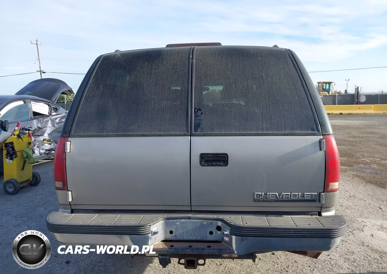 1999 Chevrolet Suburban VIN:1GNGK26J7XJ494566 - 17