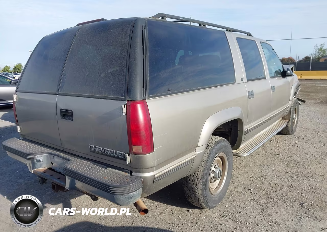 1999 Chevrolet Suburban VIN:1GNGK26J7XJ494566 - 4