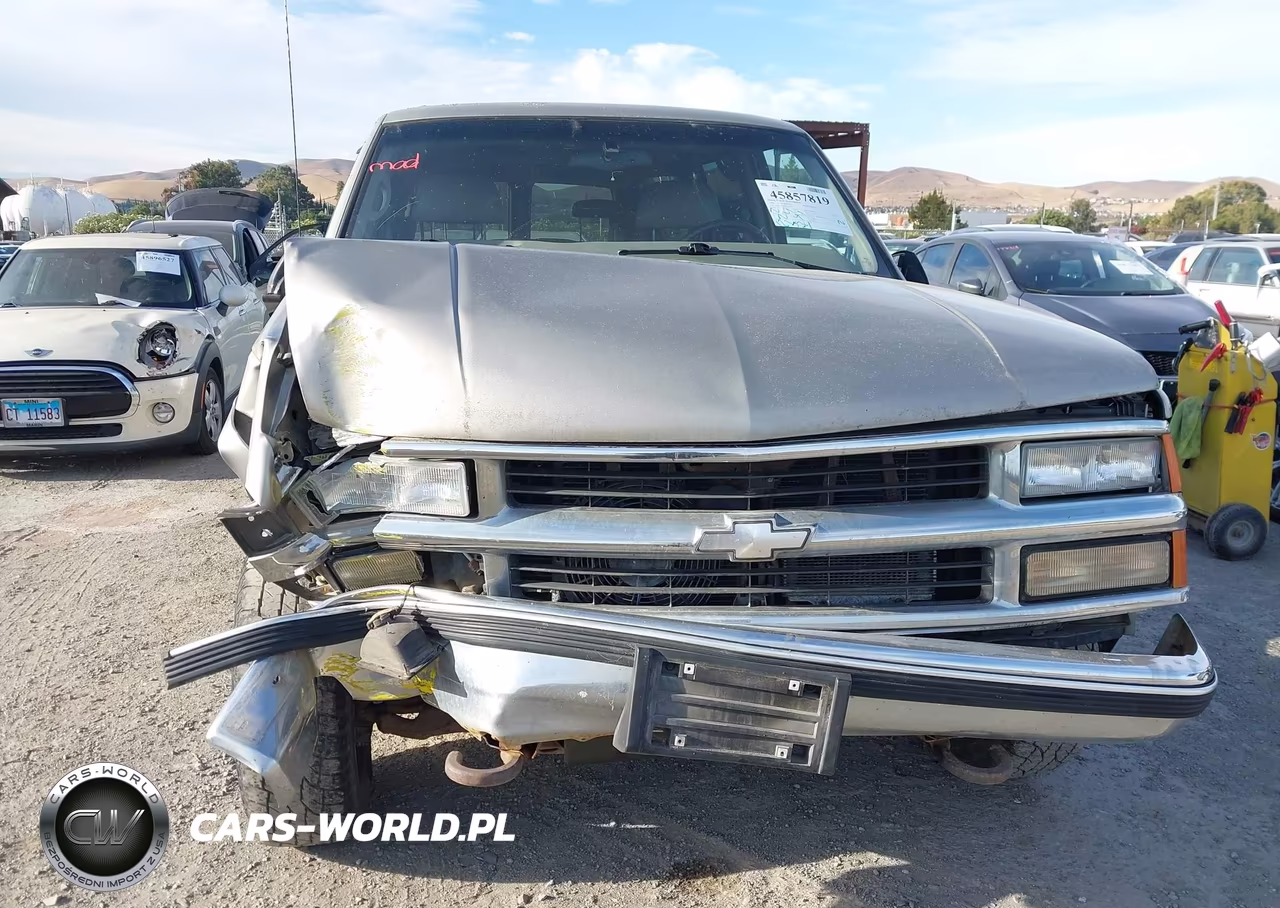 1999 Chevrolet Suburban VIN:1GNGK26J7XJ494566 - 6