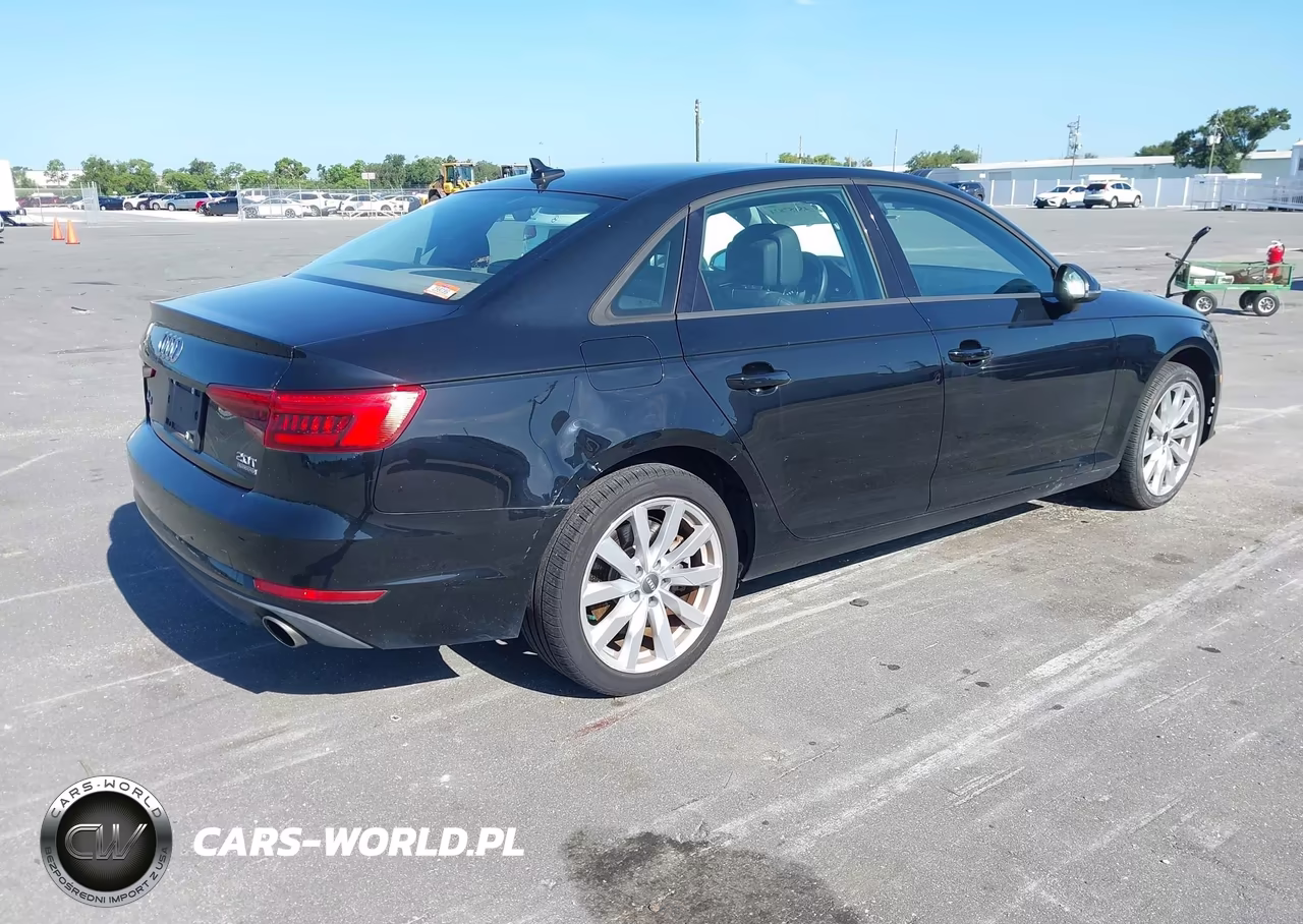 2017 Audi A4 Premium VIN:WAUANAF42HN032434 - 4