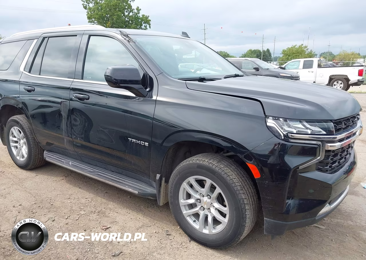 2024 Chevrolet Tahoe 4Wd Ls – zdjęcie 1 z 17