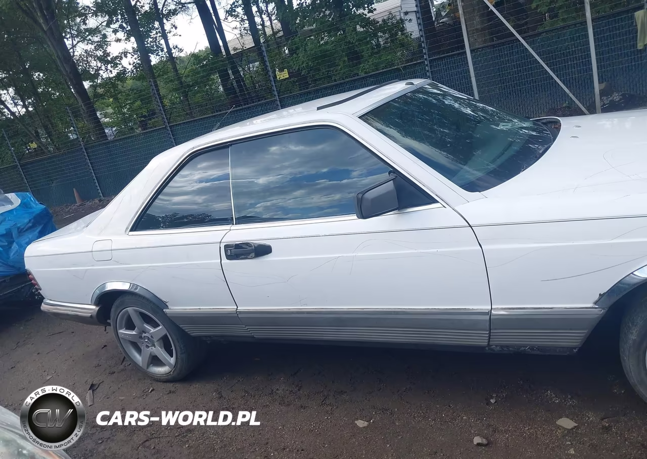 1982 Mercedes C500 VIN:WDB12604412000092 - 13