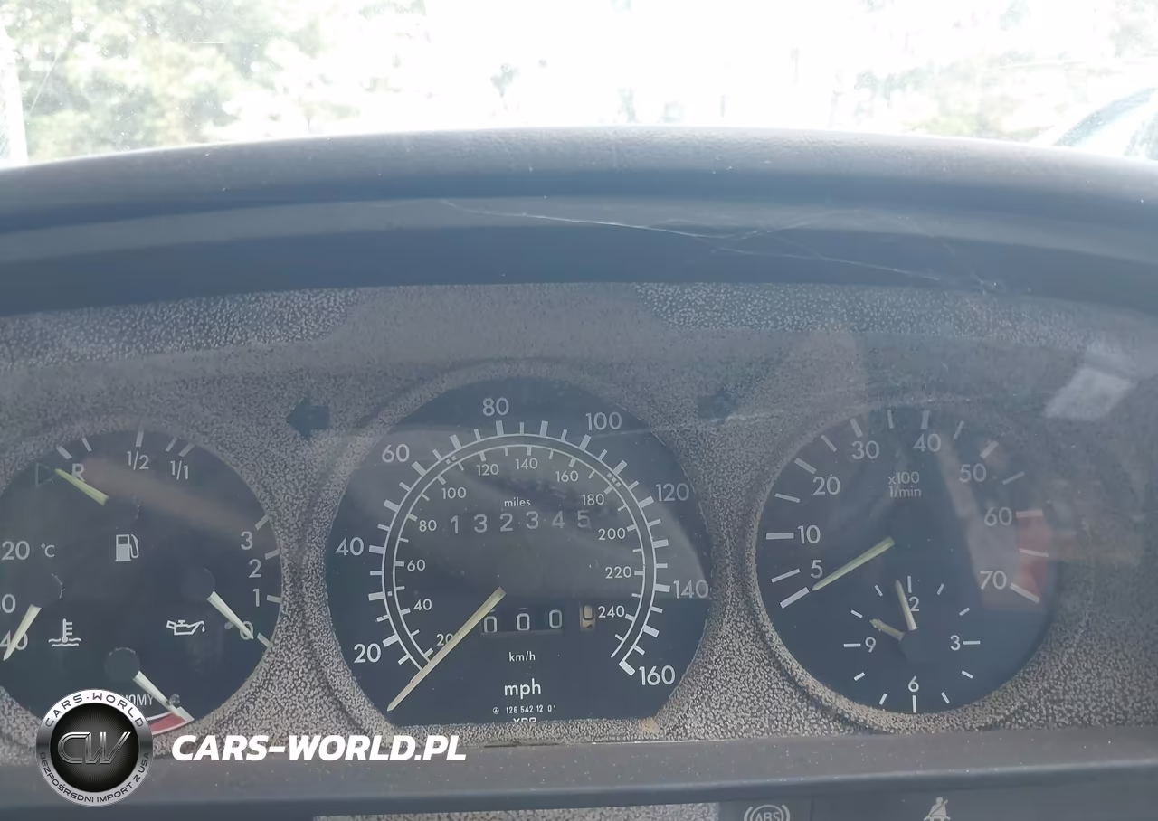 1982 Mercedes C500 VIN:WDB12604412000092 - 7