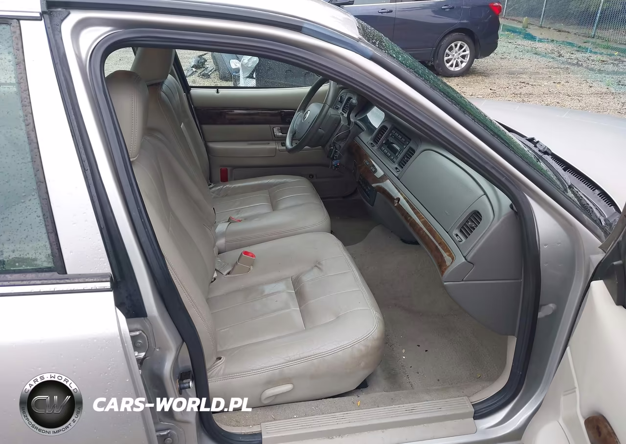 2010 Mercury Grand Marquis Ls (Fleet Only) VIN:2MEBM7FV3AX636373 - 5