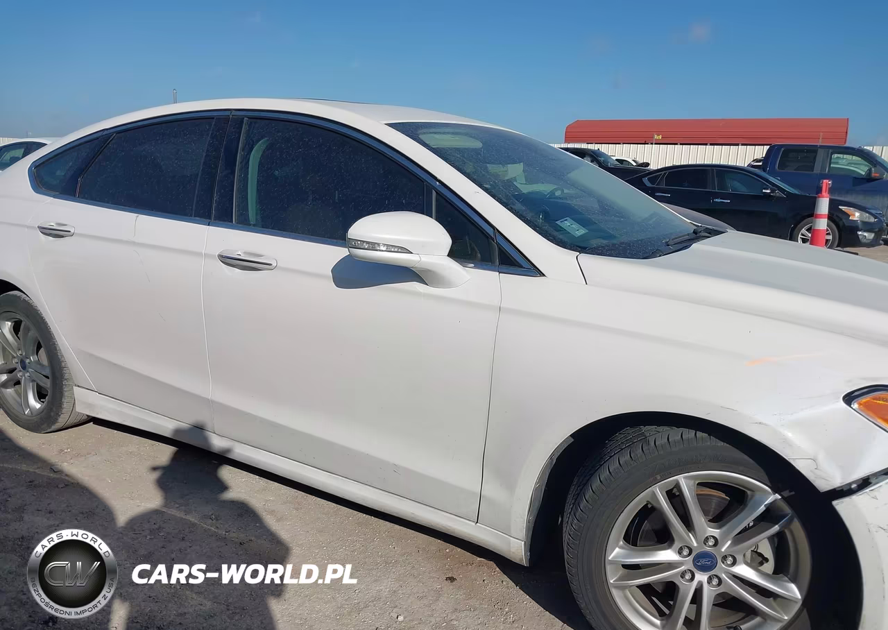2016 Ford Fusion Hybrid Titanium VIN:3FA6P0RUXGR156316 - 14