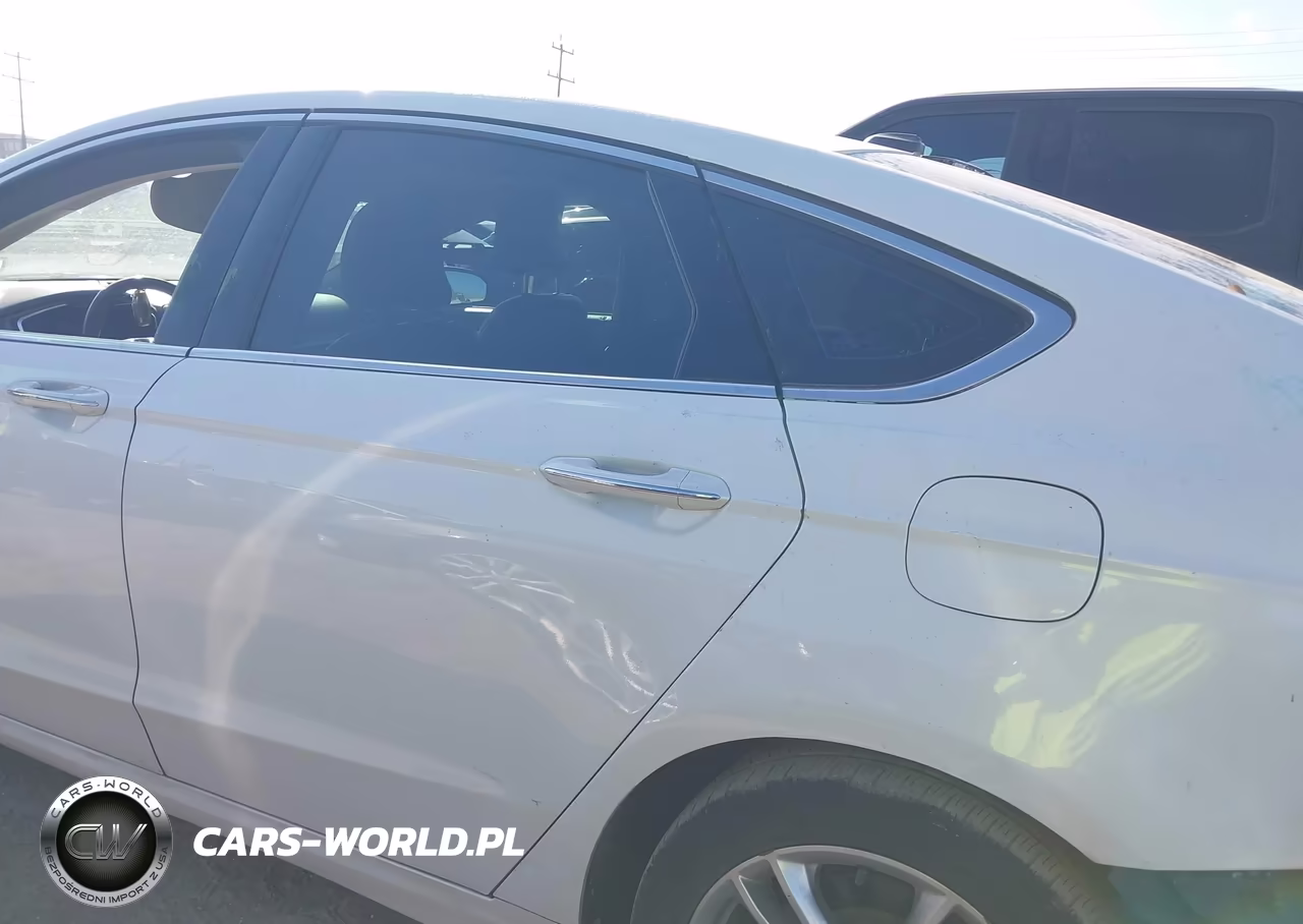 2016 Ford Fusion Hybrid Titanium VIN:3FA6P0RUXGR156316 - 15