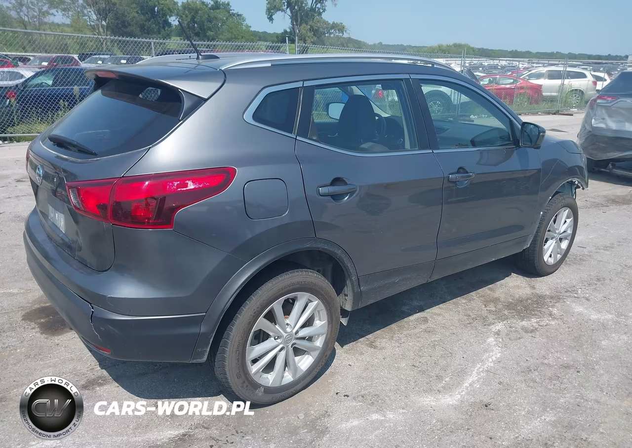 2017 Nissan Rogue Sport Sv VIN:JN1BJ1CR6HW139552 - 4