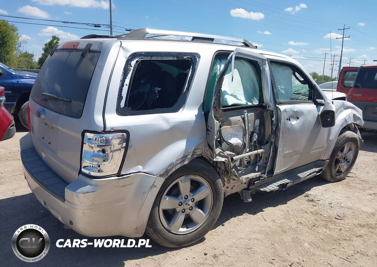 2011 Ford Escape Limited VIN:1FMCU0E70BKC04176 - 4