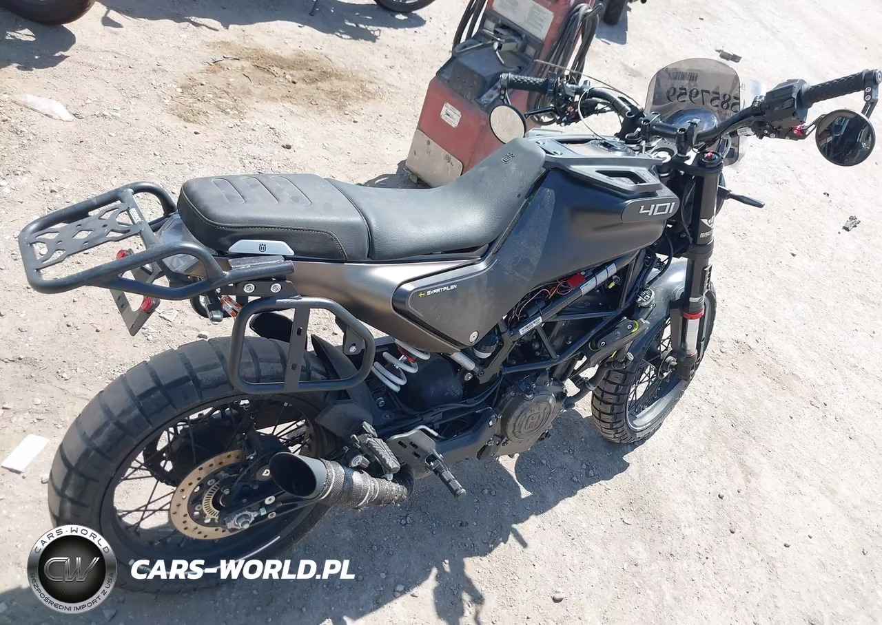 2022 Husqvarna Vitpilen 401-Svartpilen 401 VIN:MD2JUJ400NC212101 - 4