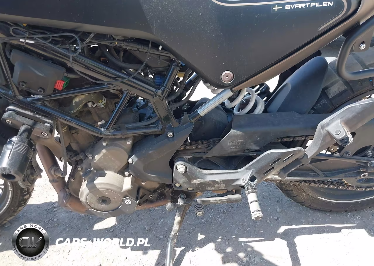 2022 Husqvarna Vitpilen 401-Svartpilen 401 VIN:MD2JUJ400NC212101 - 9