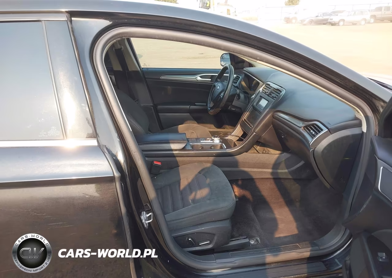 2017 Ford Fusion Se VIN:3FA6P0H73HR125776 - 5