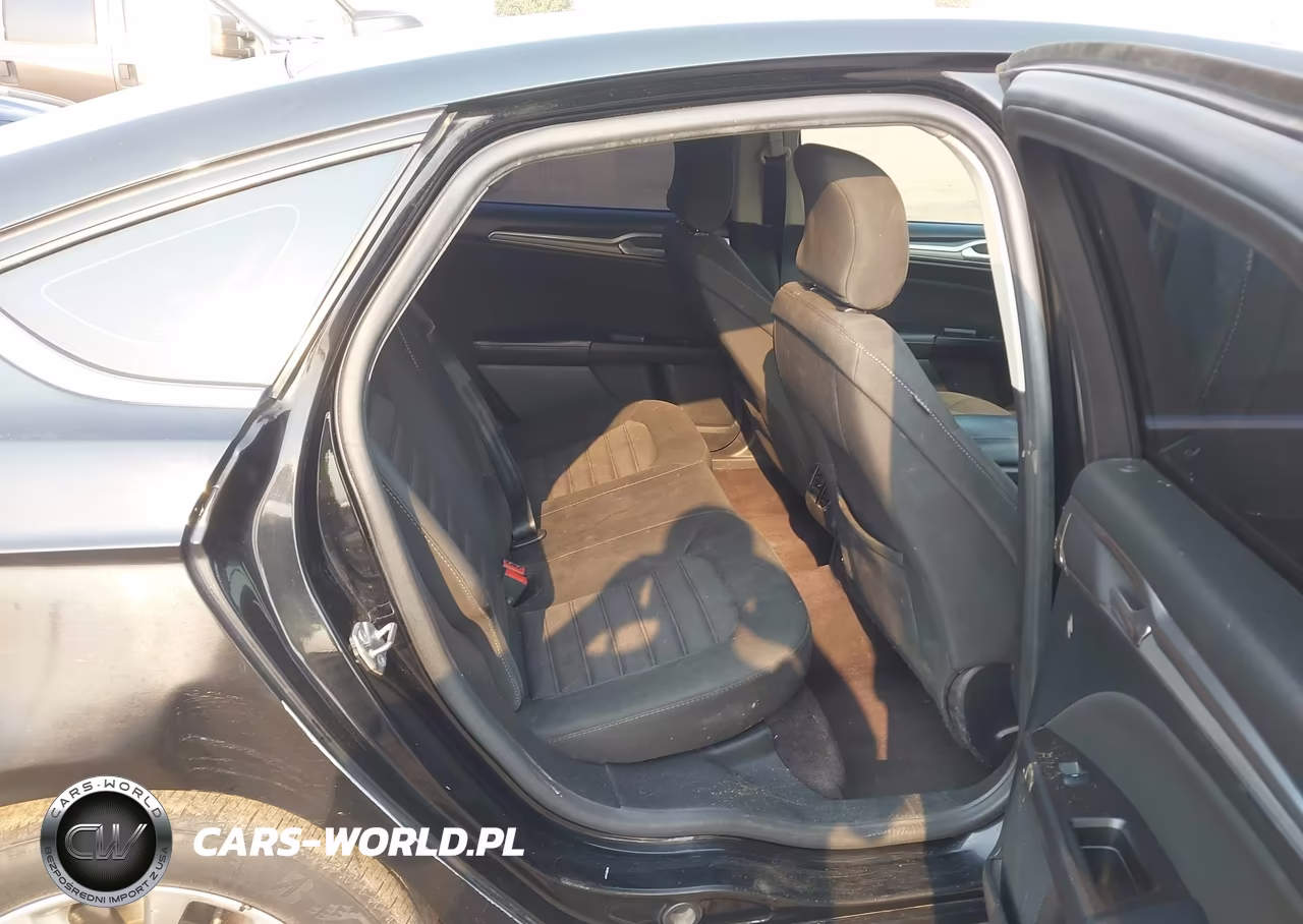 2017 Ford Fusion Se VIN:3FA6P0H73HR125776 - 8