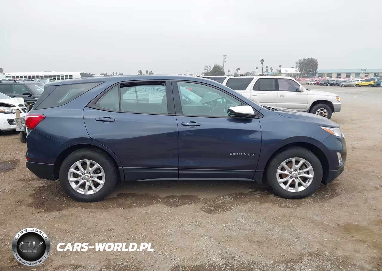 2018 Chevrolet Equinox Ls VIN:3GNAXHEV3JS557165 - 13