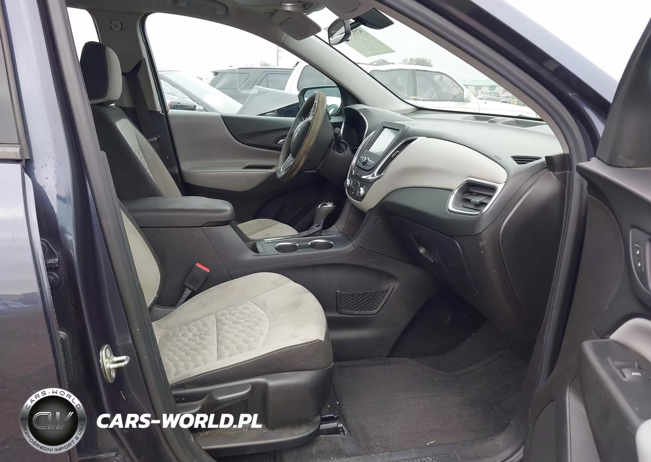 2018 Chevrolet Equinox Ls VIN:3GNAXHEV3JS557165 - 5