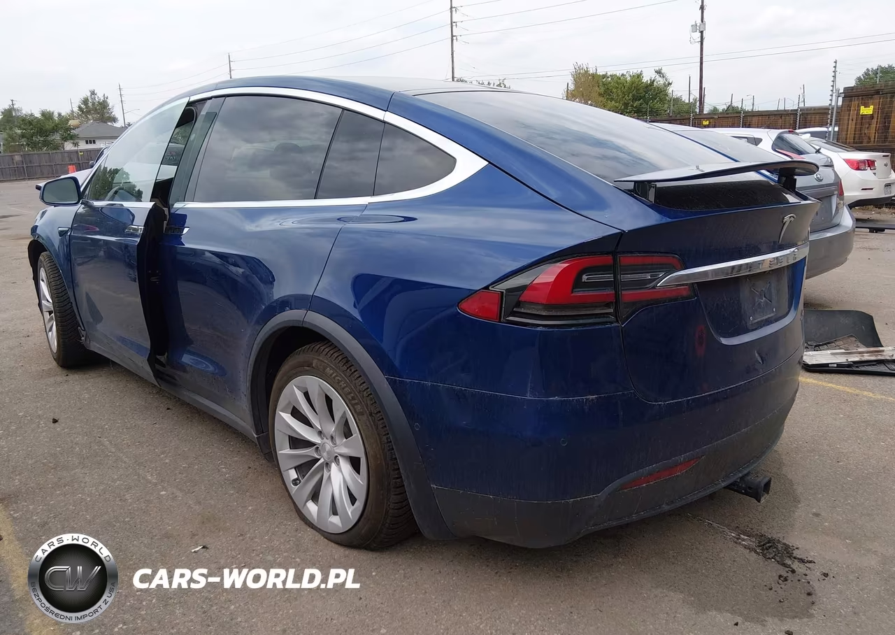 2020 Tesla Model X Long Range Dual Motor All-Wheel Drive-Long Range Plus Dual Motor All-Wheel Drive VIN:5YJXCDE28LF236201 - 3