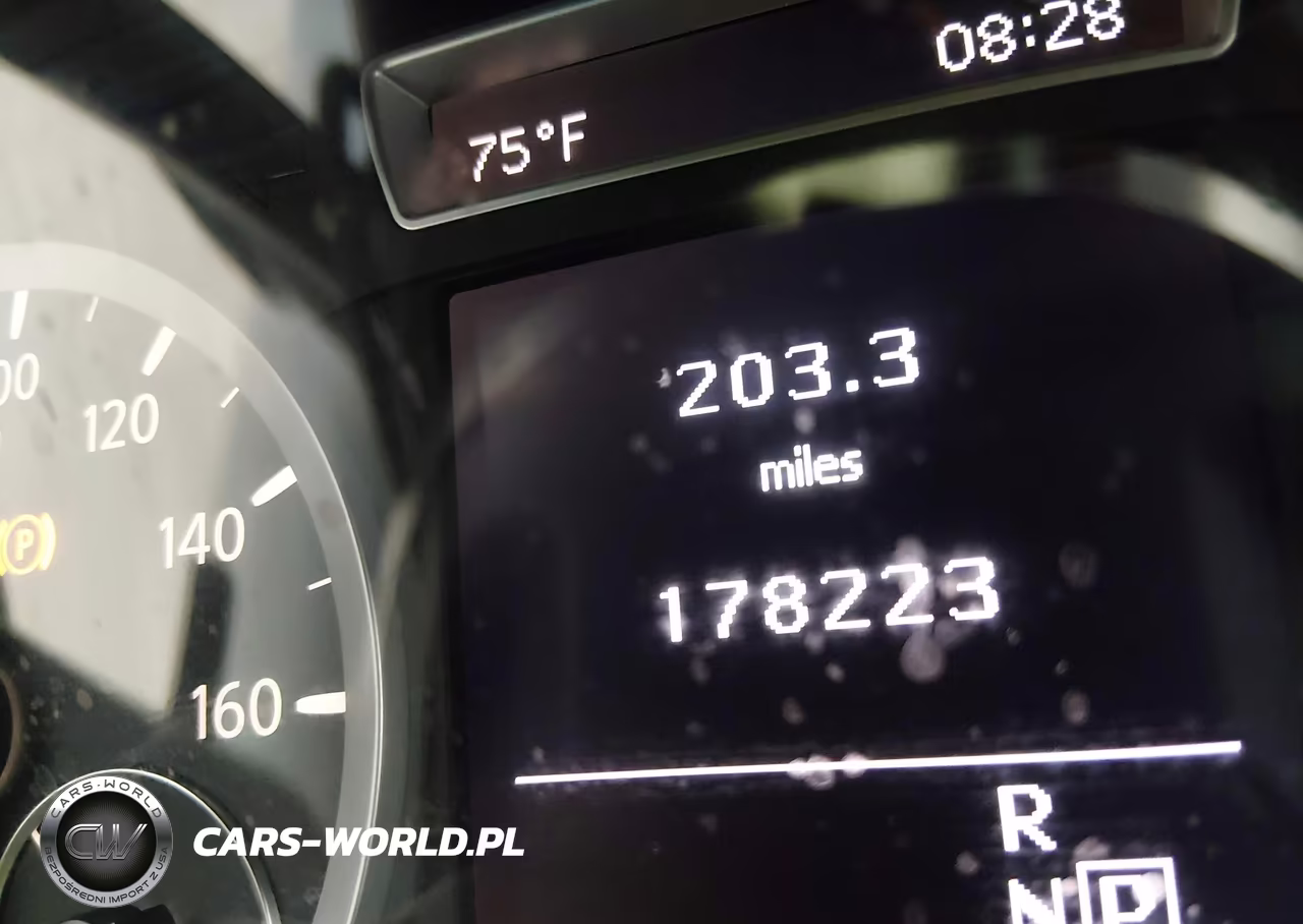 2018 Infiniti Qx30 Premium VIN:SJKCH5CR0JA041086 - 16
